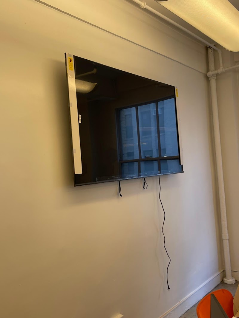 P & T Electricians Midtown photo