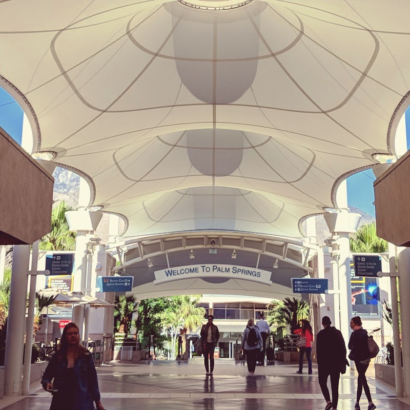 Palm Springs International Airport - International airport in Palm Springs