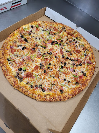 Savio‘S Giant Pizza &deli - Pizza restaurant in San Diego