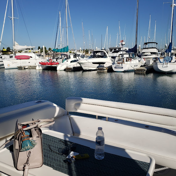 Seaforth Boat Rentals & Yacht Charters