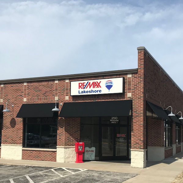 Brian Stegman RE/MAX Lakeshore - Real estate agent in South Haven