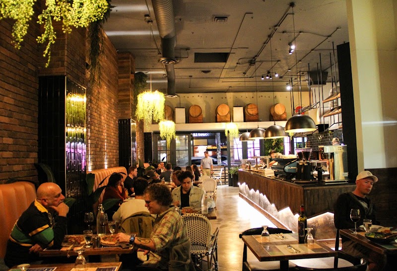 Capitale Pizzeria - Pizza restaurant in Seattle