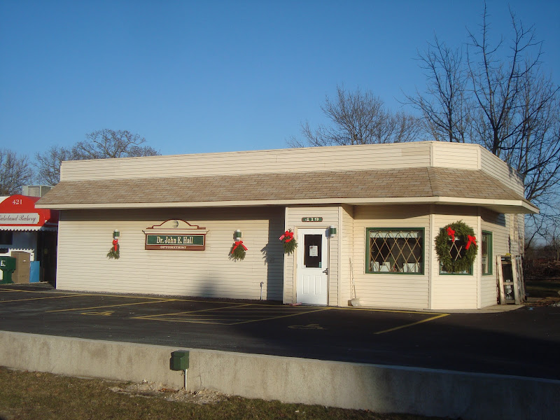 DR JOHN E HALL, OPTOMETRY - Optometrist in Elkhorn