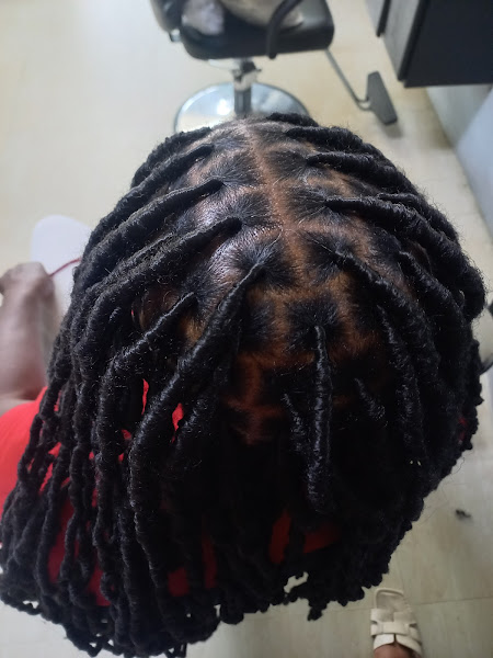 Unique Creationz beauty lounge