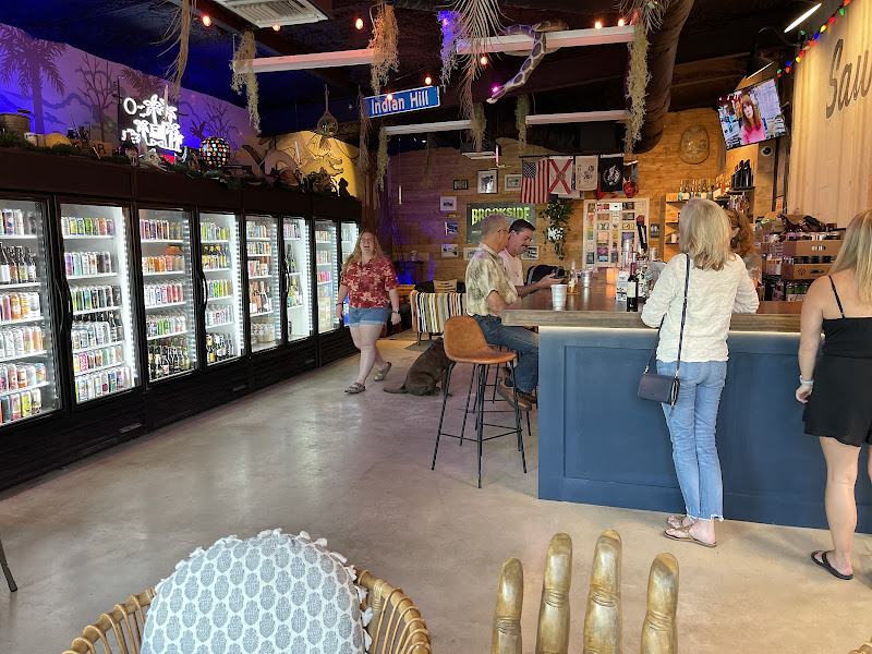 Brookside Market - Bar in Naples