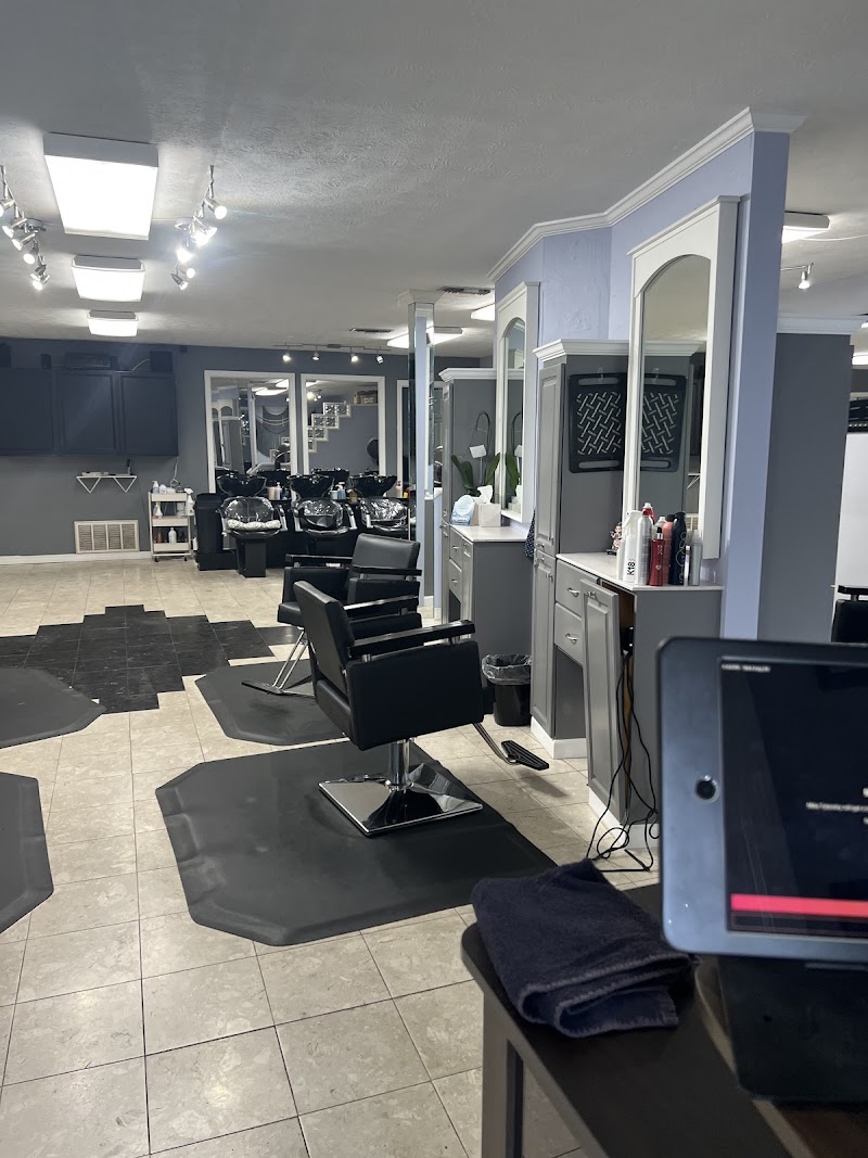 Elements Salon - Hair salon in Pensacola