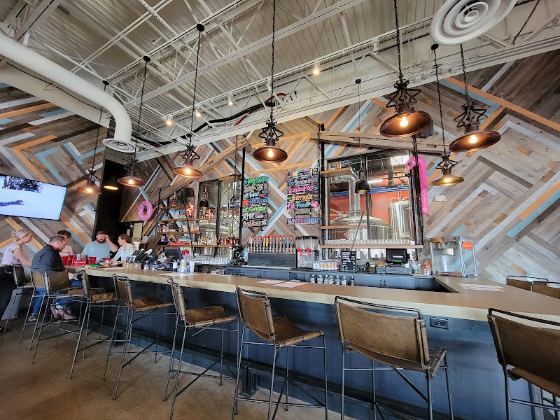 Five Wits Brewing Company - Brewery in Chattanooga