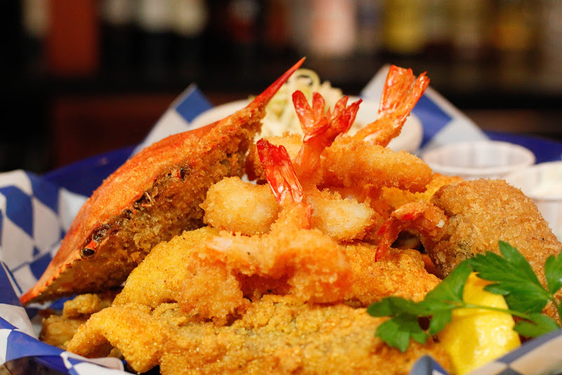 The Reel Seafood & Grill - Seafood restaurant in New Braunfels