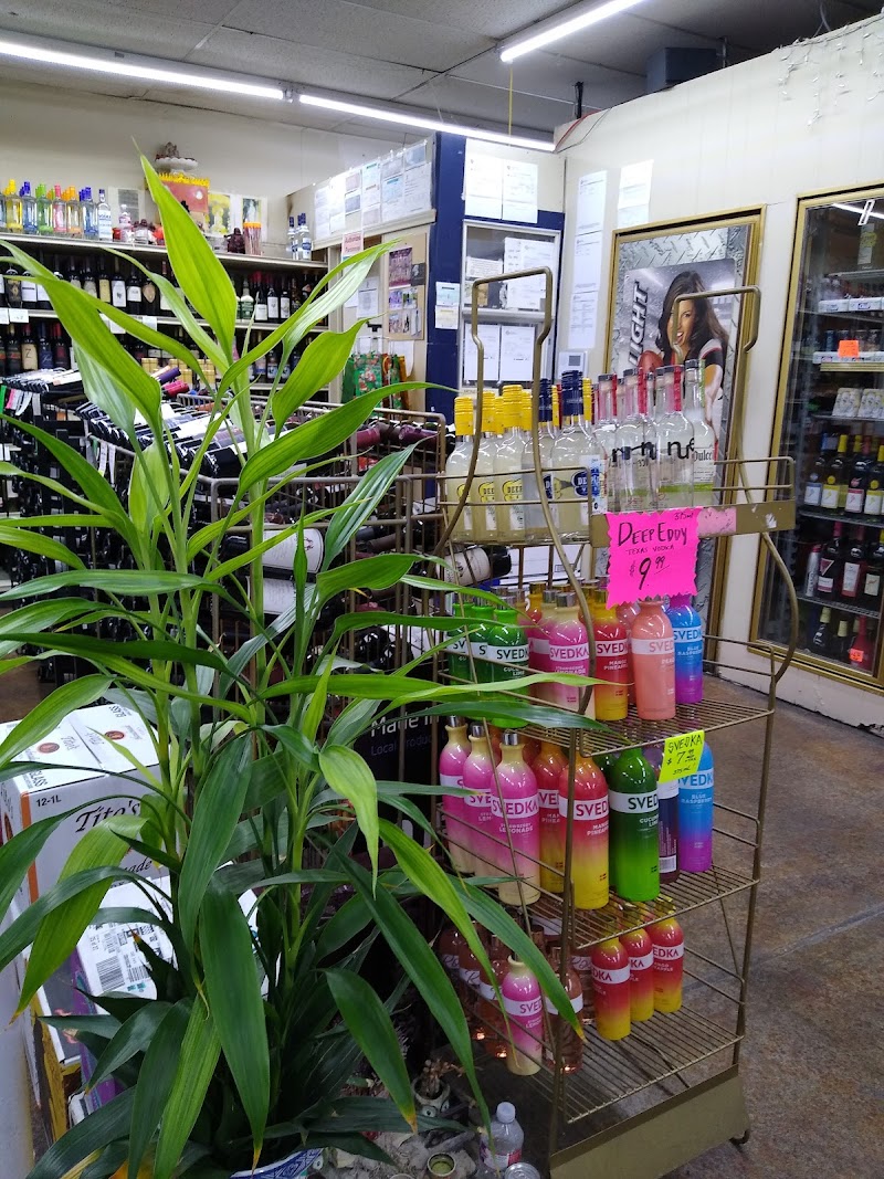 Scott's Discount Liquor beer and wine photo