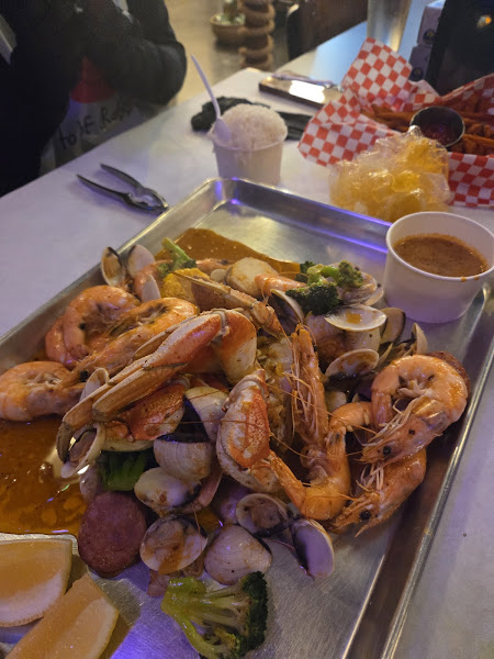 Mama's Crawfish and Seafood House