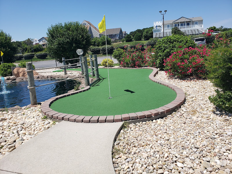 Paradise Golf & Arcade