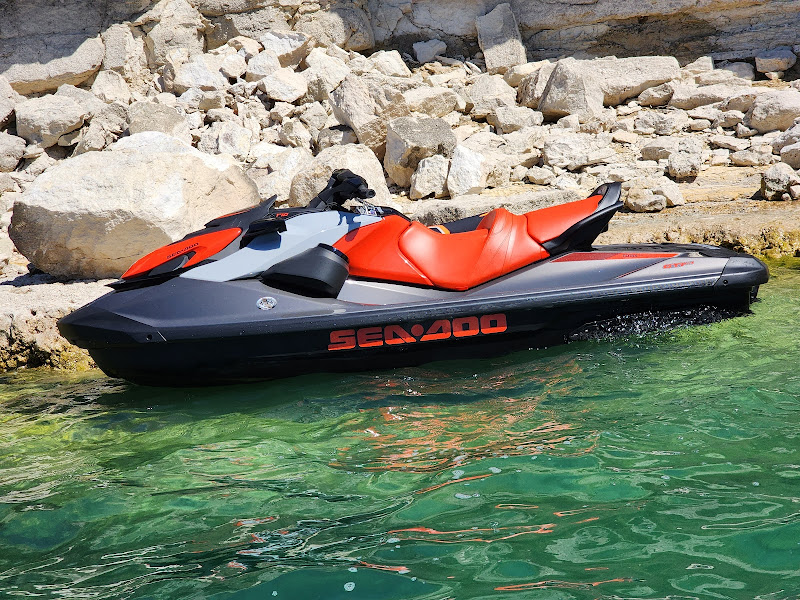 Nu Wake Jetski Rentals - Boat rental service in New Braunfels