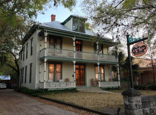 1001 Nights Bed and Breakfast