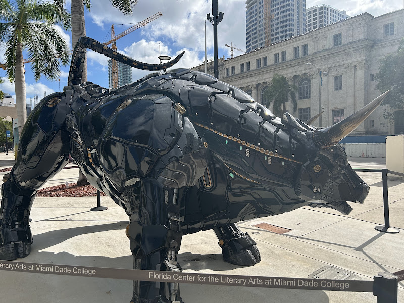 Miami Bull - Tourist attraction in Miami