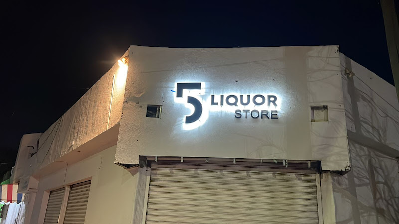 LICORERIA 5 LIQUOR STORE - Liquor store in Downtown
