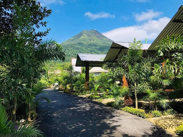 Hotel FAS & OFF -Site Thermal Resort - La Fortuna - Hotel in Provincia de Alajuela