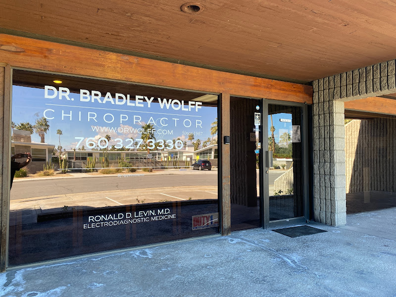 Wolff Bradley DC - Chiropractor in Palm Springs