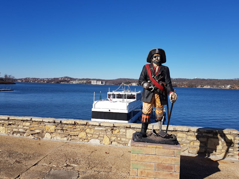 Celebration Cruises - Tourist attraction in Lake Ozark