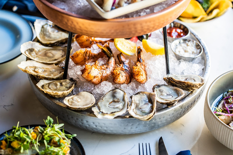 Plank Provisions - Oyster bar restaurant in Austin
