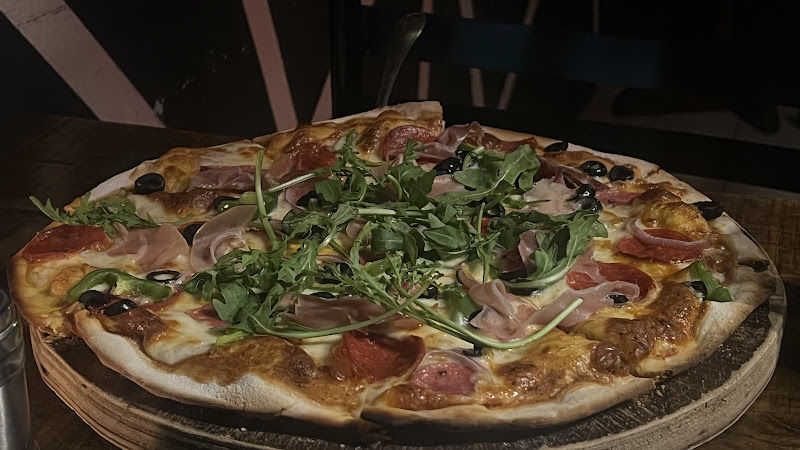 Albahaca Pizza y Pasta House - Restaurant in Ejidal Chamizal