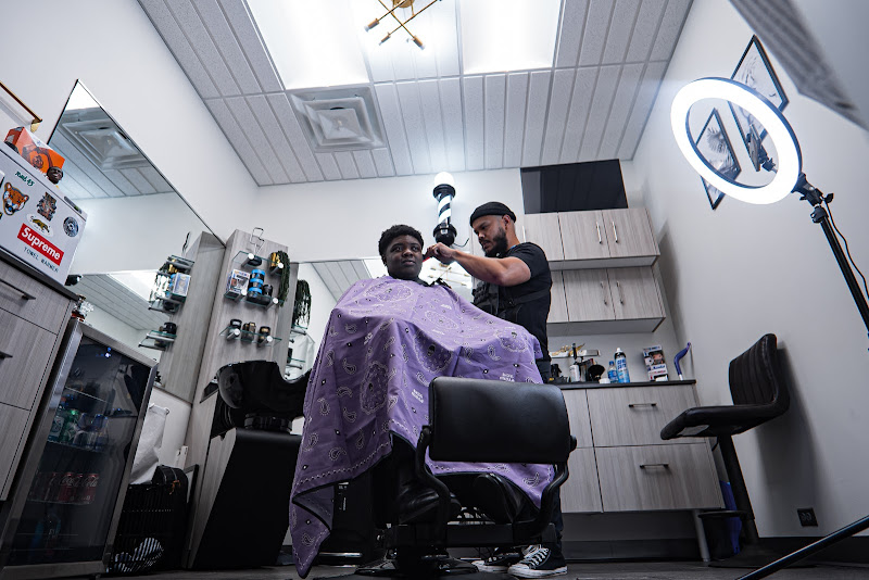 Elevated Barber Studio Jacksonville - Barber shop in Jacksonville