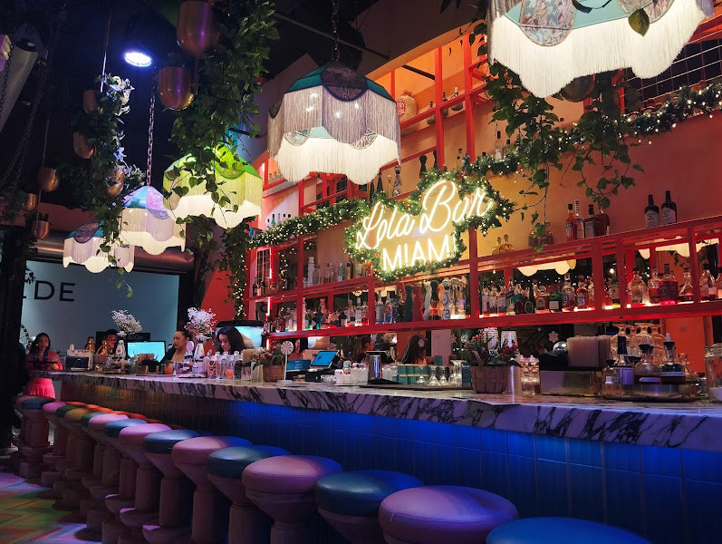 Lola bar - Bar in Miami