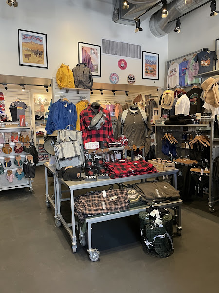 Mammoth Shirt Co. - Gift shop in Mammoth Lakes