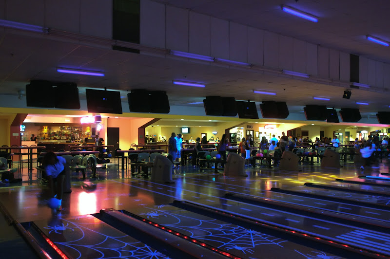 Fantasy Lanes Bowling Center - Bowling alley in Indio