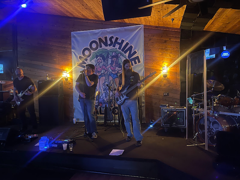 Moonshine Saloon