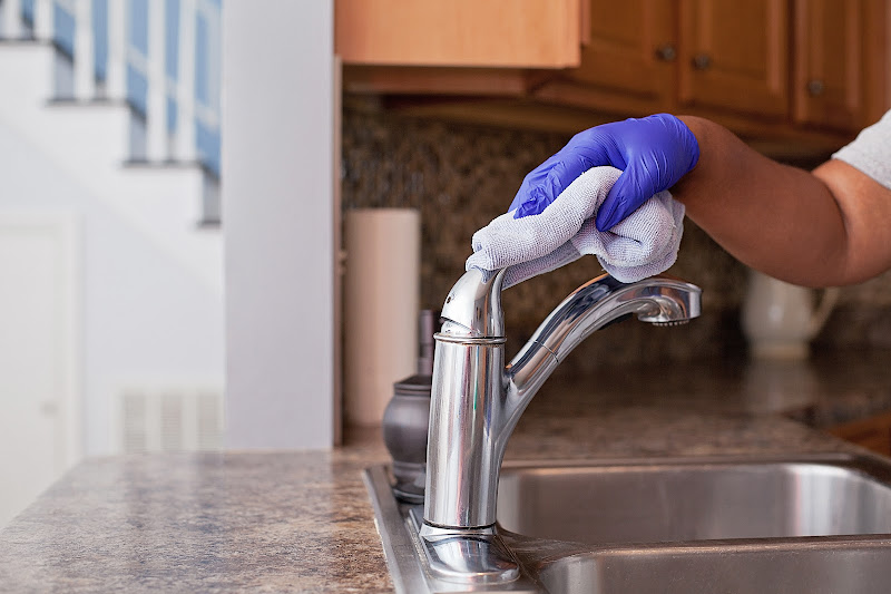 Two Sisters Maid to Clean, Nashville