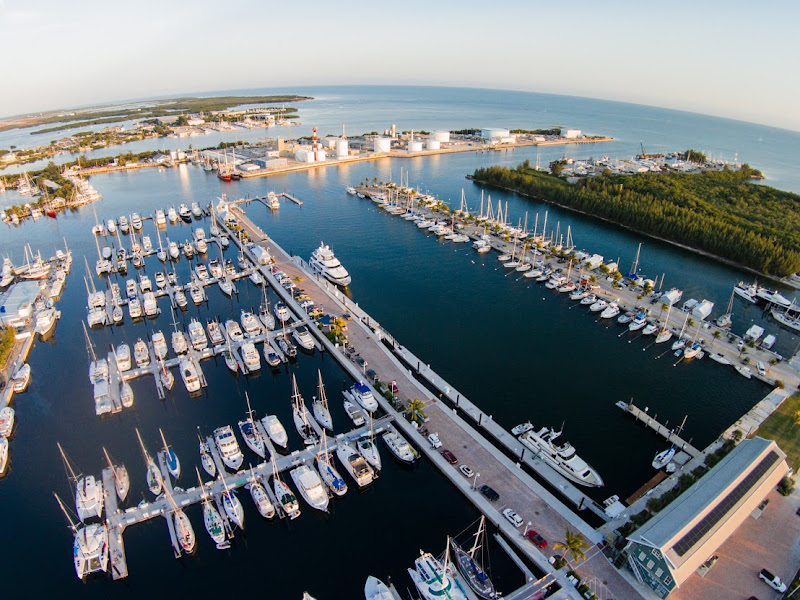 The Promenade at The Perry Hotel & Marina - Marina in Naval Air Station Key West