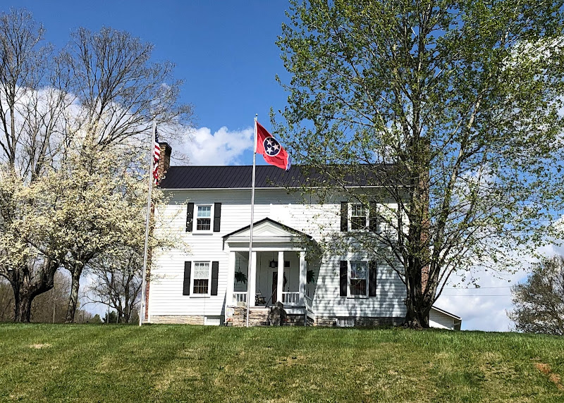 The Sidecar Inn Bed & Breakfast - Bed & breakfast in Sevierville