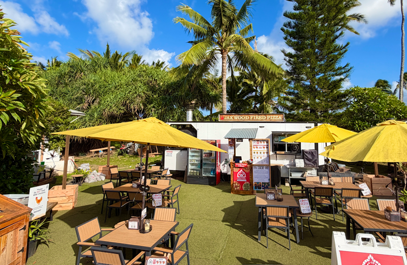 Jax Wood Fired Pizza - Sharks Cove - Pizza restaurant in Haleiwa