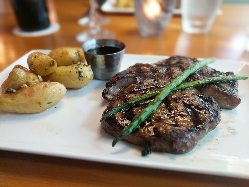 Fire Grill Waikiki - Steak house in Honolulu