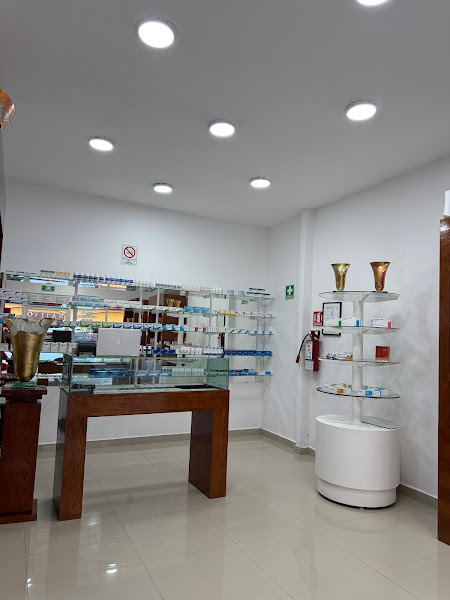 CMC Pharmacy | Cabo 24/7 Service - Pharmacy in Centro