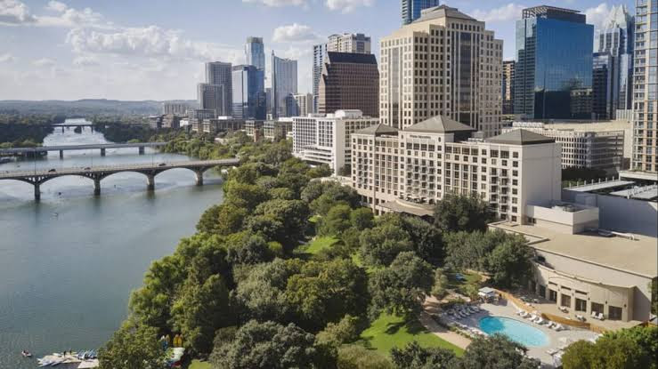 Four Seasons Hotel Austin