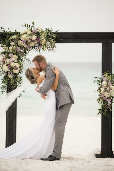 Aislinn Kate Weddings