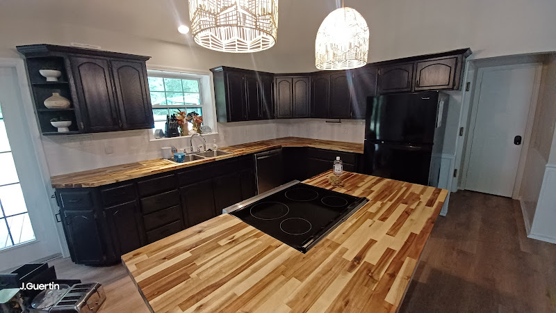 S. J. Construction - General contractor in Broken Bow