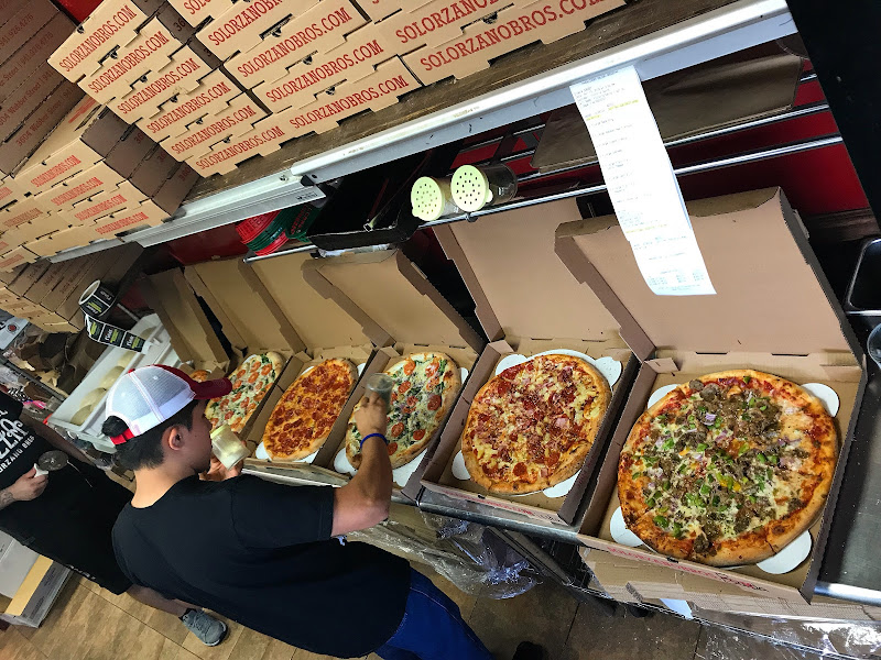 Solorzano's Pizza - Webber St.