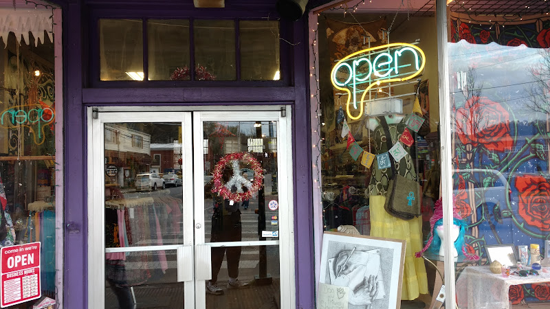 All Things Groovy - Boutique in Chattanooga
