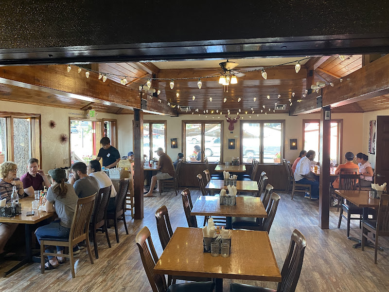 The Warming Hut - Restaurant in Mammoth Lakes