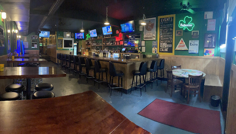 The Lucky Luchador - Bar in Charleston