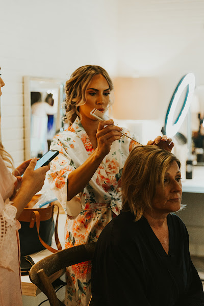 Mane 850 - Beauty salon in Destin