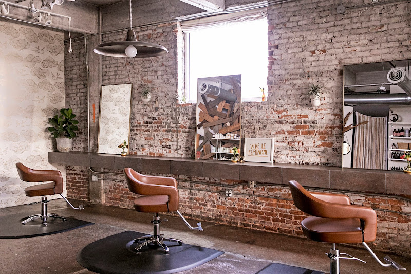 Aviary Beauty + Wellness O4W - Hair salon in Atlanta