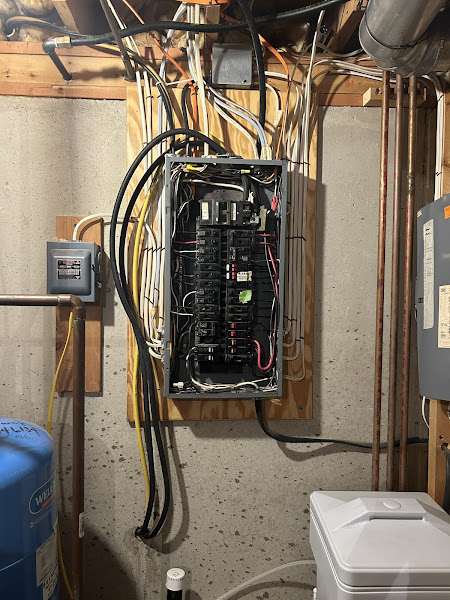 Flagg Electric LLC - Electrician in Camdenton