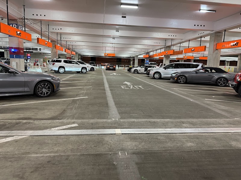 SIXT Car Rental Honolulu Airport photo