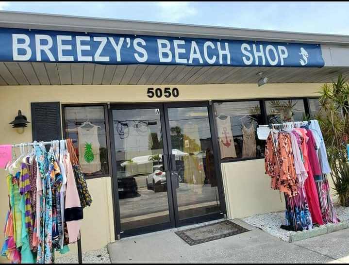 Breezy's - Clothing store in St Pete Beach