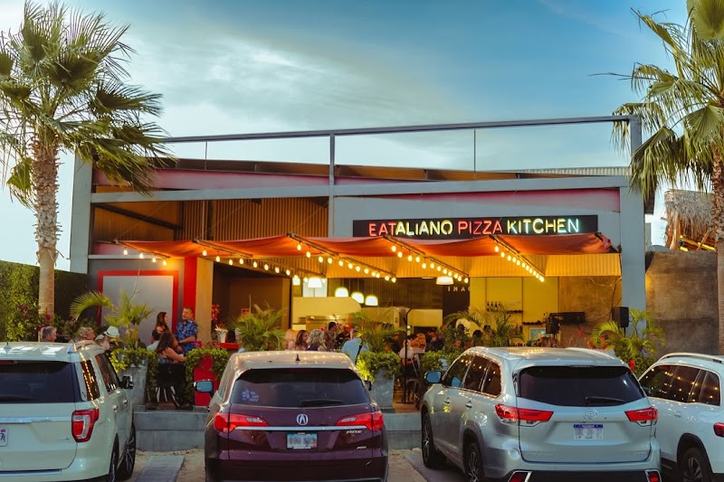 Eataliano Pizza Kitchen - Pizza restaurant in Carr. Transpeninsular km O.5