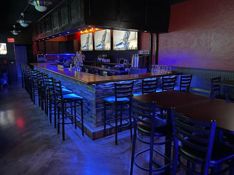 Rude Rascal’s Lounge - Bar in St Pete Beach