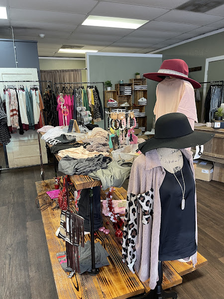 Sassy and Classy Boutique - Boutique in Broken Bow